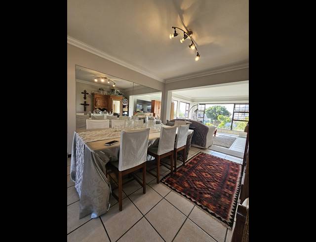 2 BEDROOM APARTMENT FOR SALE IN MOSSEL BAY GOLF ESTATE